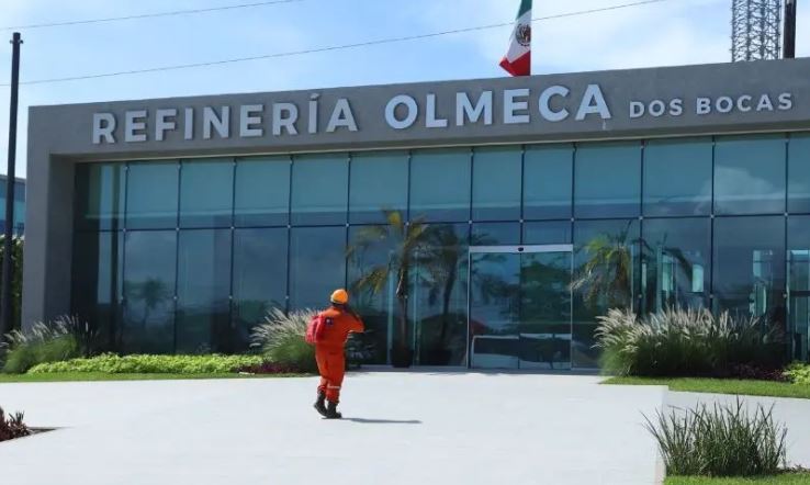 Funcionario de Pemex renunció por sobrecostos de Dos Bocas: Bloomberg