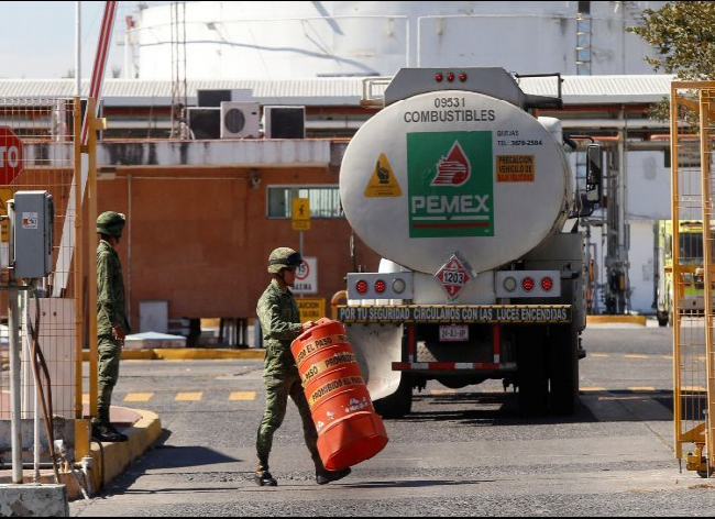 Ex director de Pemex Fertilizantes inhabilitado por 30 años para ser funcionario