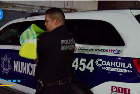 Torreón: Policía resguarda a bebé de 3 meses; lo "cuidaba" su abuela en estado de ebriedad