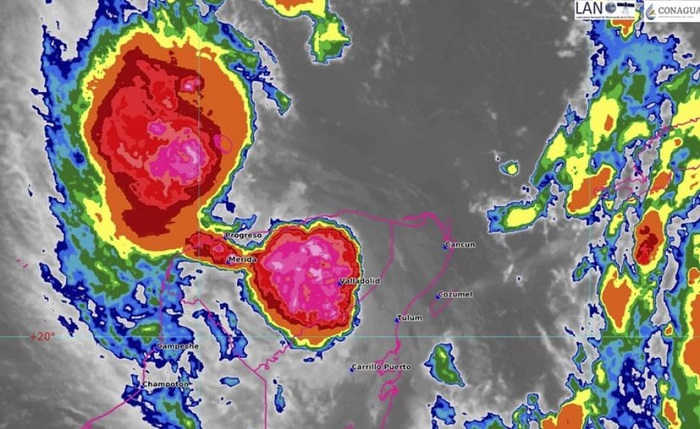 "Gamma" sigue afectando con fuertes lluvias a Yucatán y se junta con huracán "Delta"