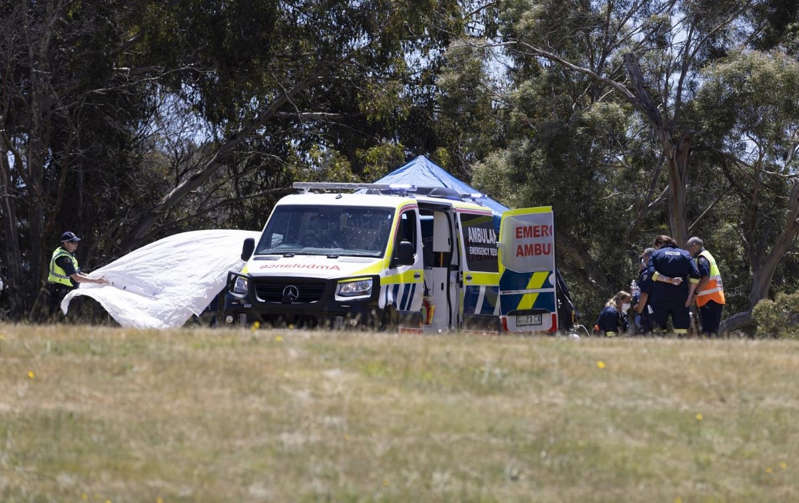 Viento eleva castillo inflable en Australia; hay al menos 5 menores muertos