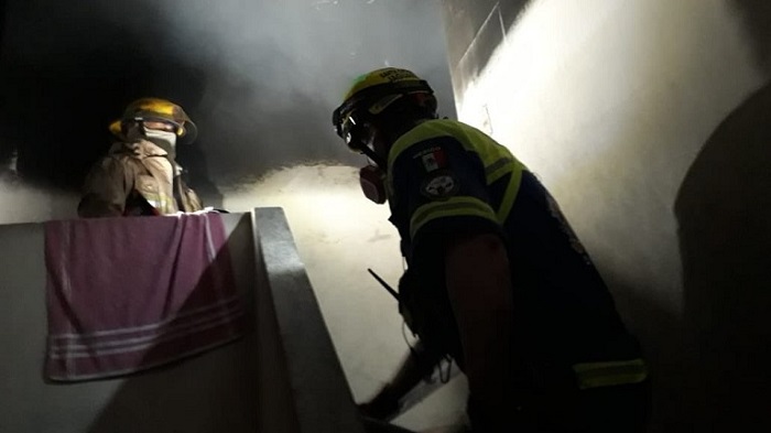 Exceso de celulares conectados causa incendio en Nuevo León