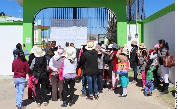 Padres denuncian maltratos en primaria de Edomex