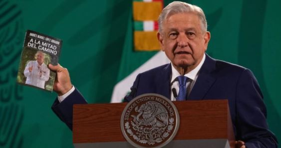 “Individualista, arrogante y sin valores”: AMLO ofende  otra vez a la clase media