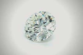 Mujer confunde un diamante de $50 millones con  una "chuchería"