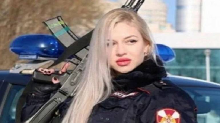 Hermosa mujer policía que será embajadora de la Guardia Nacional de Rusia