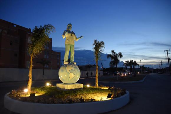 Progreso: Erigen un monumento dedicado al personal médico